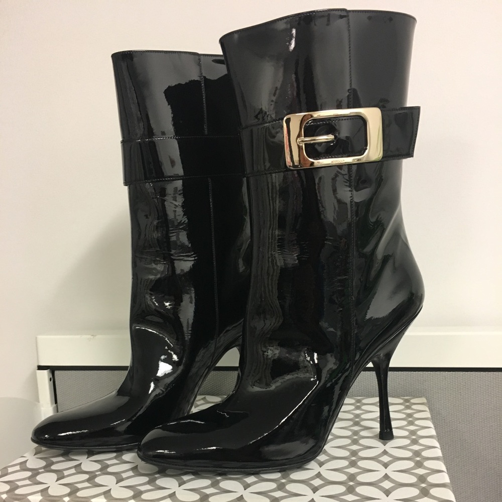 Gucci boots new in box